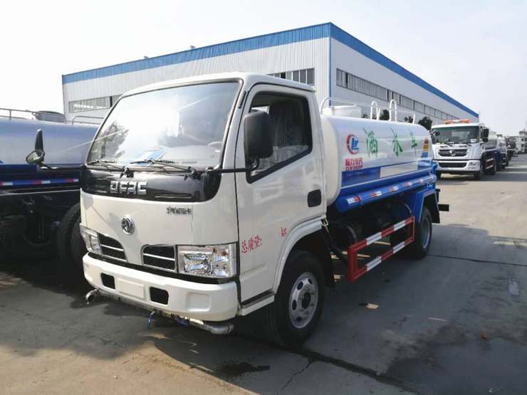 東風福瑞卡灑水車