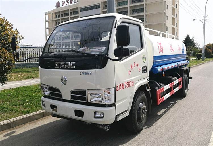東風福瑞卡灑水車