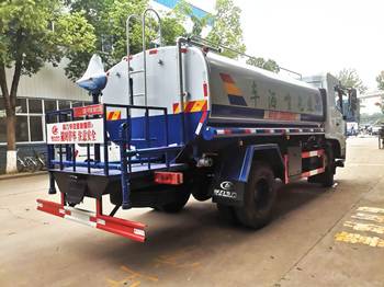 東風(fēng)D3L型12噸灑水車(chē)