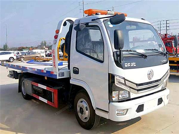 東風(fēng)多利卡D6一拖二藍(lán)牌清障車