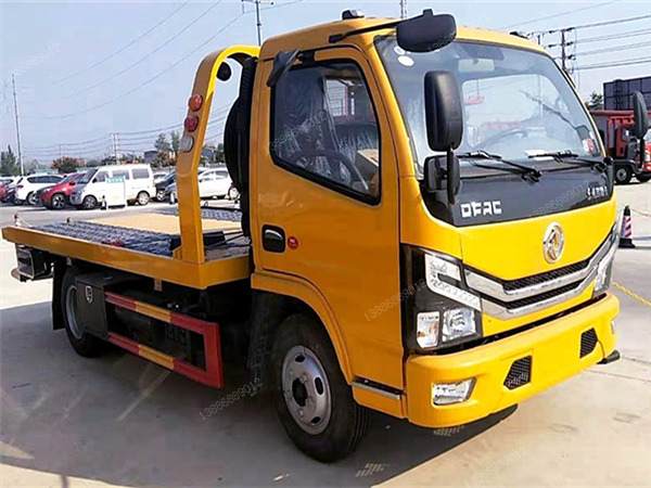 東風(fēng)多利卡D6一拖二藍(lán)牌清障車
