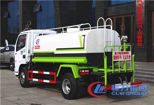 東風(fēng)多利卡國(guó)六5噸灑水車(chē)
